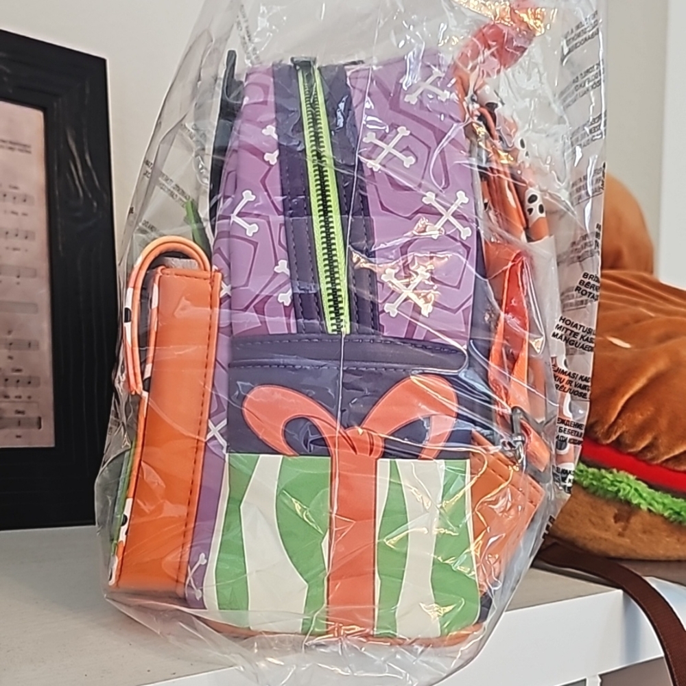 NWT BAG & WALLET Loungefly Nightmare Before Christmas Scary Teddy - Picture 4 of 6